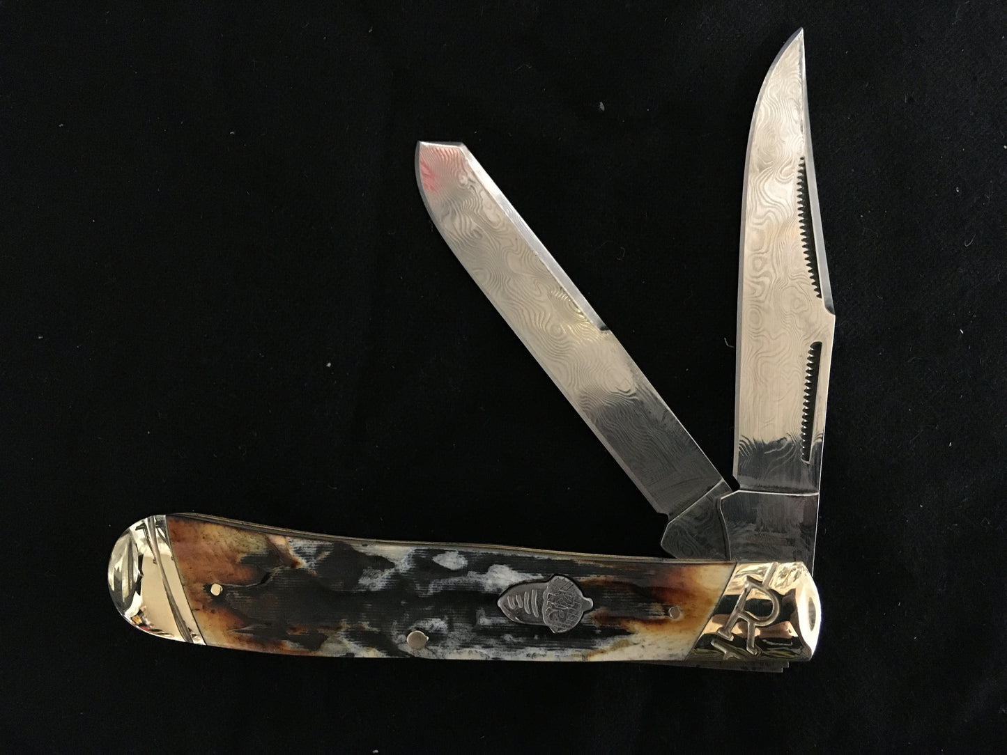 Rough Ryder Cinnamon Stag Damascus Trapper RR2155